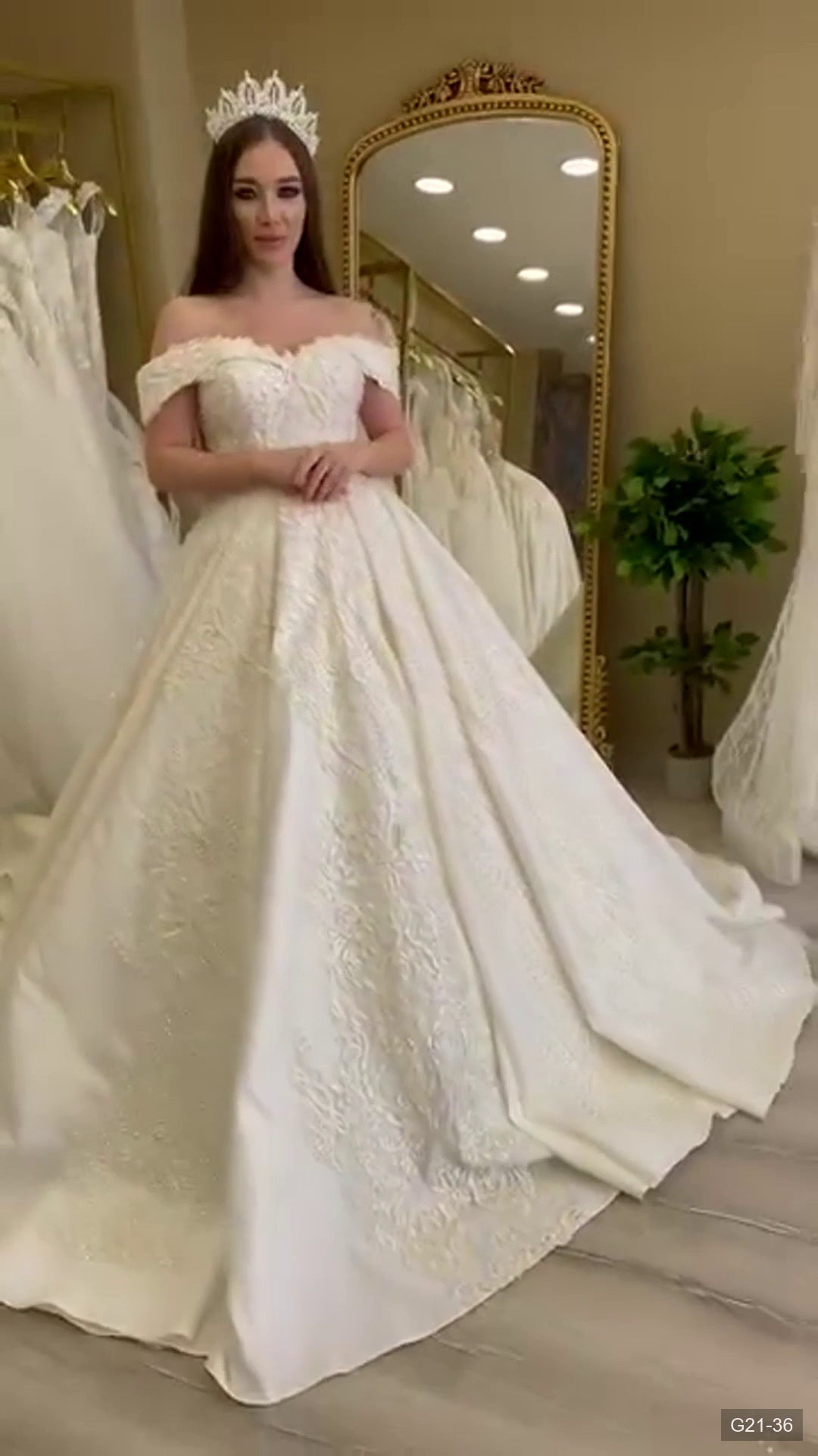 G21-036 Fildişi Prenses Model gelinlik Ana Temiz Kadraj
